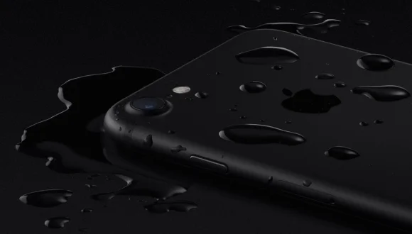 Apple’dan Sıradışı iPhone 7 Reklamı