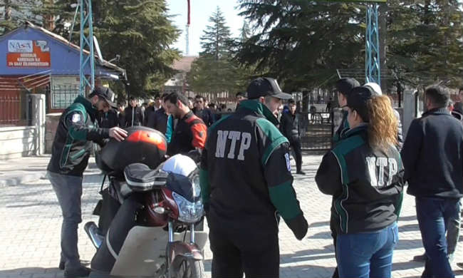 Malatya Emniyeti,Narkotim Ekiplerince  Okul çevrelerinde ,denetim ve kontrol faaliyetleri yapıldı