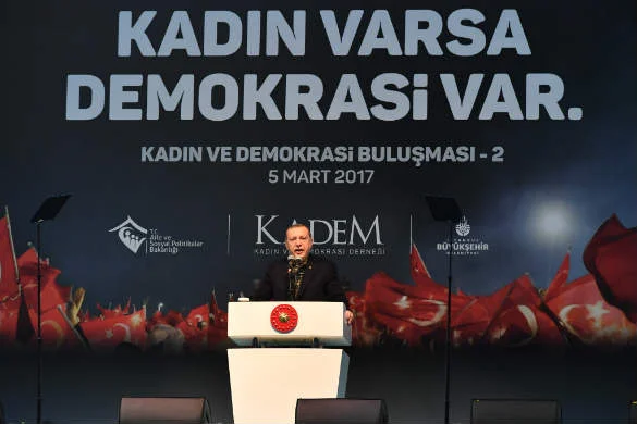 Kadın ve Demokrasi Derneği (KADEM), ‘8 Mart Dünya Kadınlar Günü’ kapsamında “Kadın ve Demokrasi Buluşması”nı düzenledi.