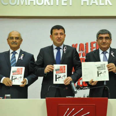 Ağbaba : Tüm Dünyada Tutuklu Gazetecilerin Üçte Biri Türkiye’de @veliagbaba