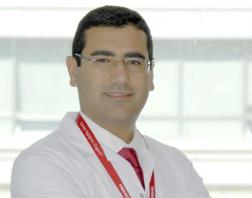 Uz. Dr. Mustafa Armut, çocukluk çağında her yaşta görülebilen karın ağrıları ve nedenleri hakkında bilgi verdi.