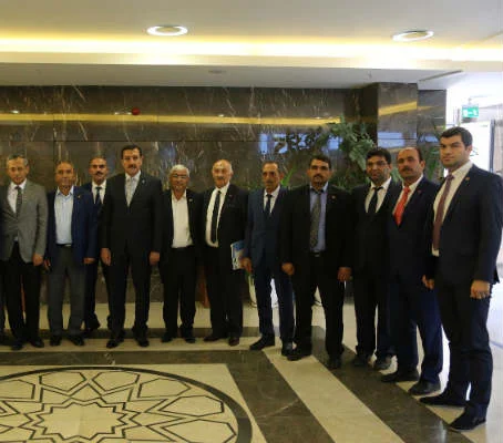 Gümrük ve Ticaret Bakanı Bülent Tüfenkci Malatya İlçeleri Muhtarlarını kabul etti.