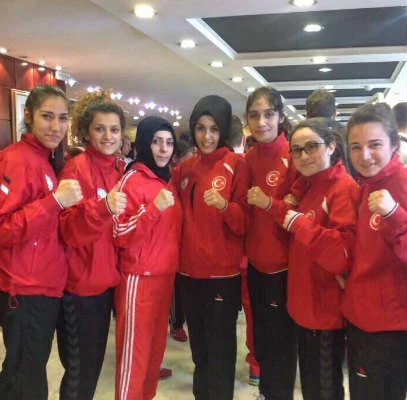 Milli Sporcular #millikbursumadokunma Hashtagi ile Sosyal Medyada Tepkilerini Dile Getiriyor