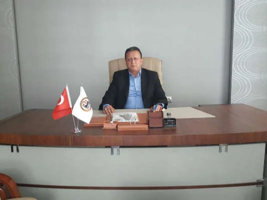 Malatya İnşaat Müteahhitleri Derneği Başkanı Mustafa KIRTEKE Demir -Çelik fiyatlarına uygulanan fiyat artışlarından dolayı tepkilerini dile getirdi.