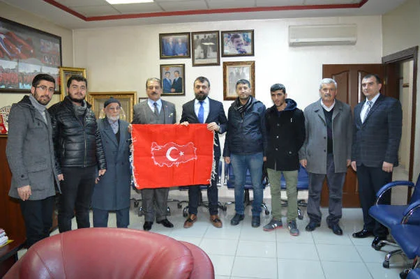 Malatya Esnaf ve Sanatkarlar Odaları Birliği (MESOB) Başkanı Şevket Keskin’e anlamlı hediye