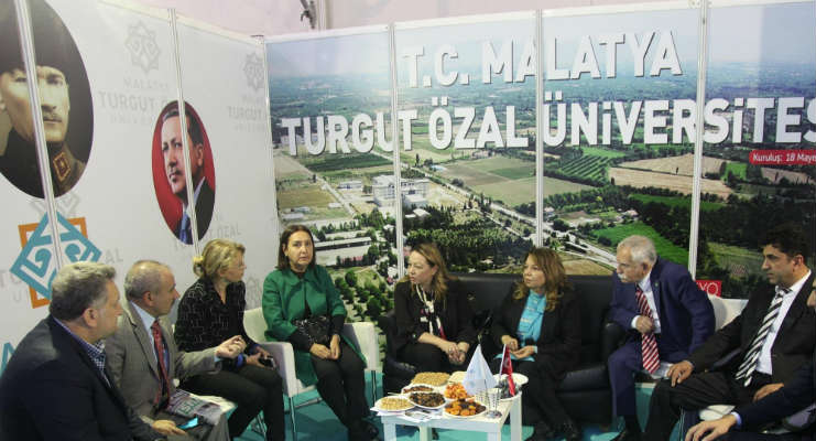 Rektör Prof. Dr. Karabulut: “Öğrencilerimiz yerelde kalmayacak uluslararasında Malatya’yı ve ülkemizi temsil edecek”