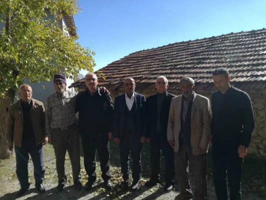 Ak Parti Akçadağ Belediye Başkan Aday Adayı Abdurrahman Atay , Adım Adım Geziyor