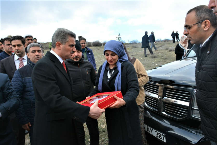 Şehit Polis Memuru İbrahim Macit Gözyaşları İçinde Toprağa Verildi .