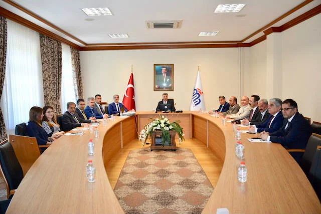 İl İstihdam ve Mesleki Eğitim Kurulu 2019 yılı 2. Olağan toplantısı Vali Aydın Baruş başkanlığında salonunda düzenlendi.