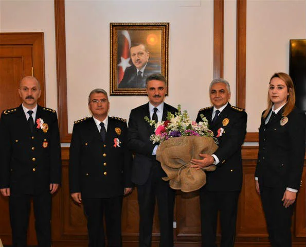 Emniyet Teşkilatından Vali Baruş’a Polis Haftası Ziyareti