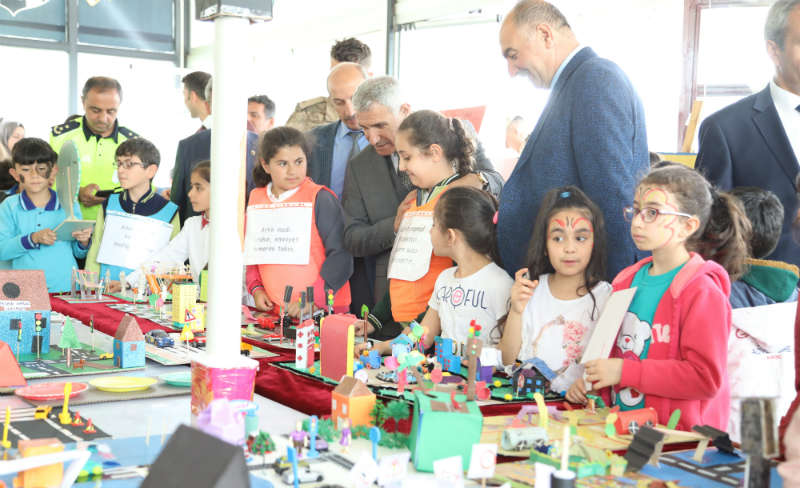 Battalgazi Belediyesi tarafından Trafik Haftası dolayısıyla bir etkinlik gerçekleştirildi.