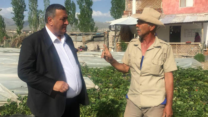 CHP Milletvekili  Gürer: “Aracısız, tarladan üreticiye satış”