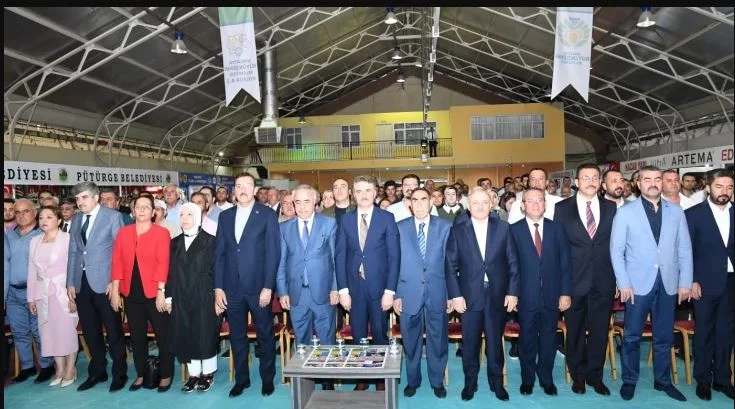 MHP Malatya İl Başkanı Bülent Avşar, Kayısı Festivalinde ki saygısızlığa kayıtsız kalmadı