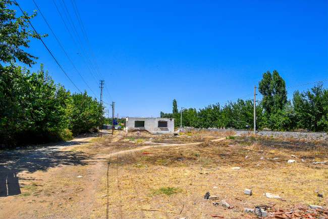 Cevatpaşa Mahallesinde kamulaştırılan binaların yıkımı gerçekleştiriliyor