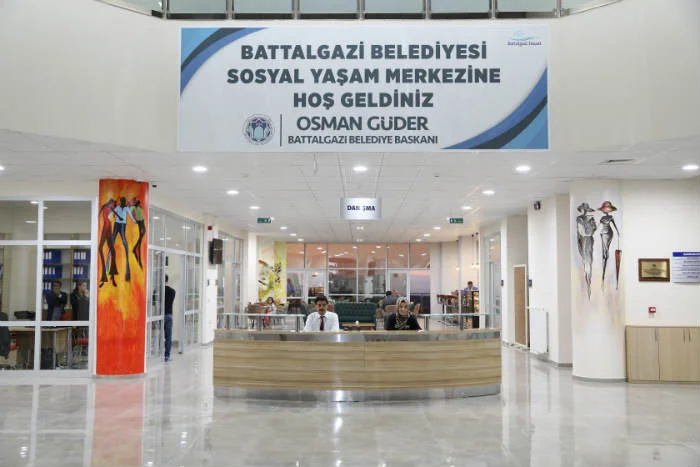 Battalgazi Sosyal Yaşam merkezi 7’den 77’ye herkese hizmet veriyor, ‘Asgari ücretli, öğrenci ve ev hanımlarına özel indirimler’