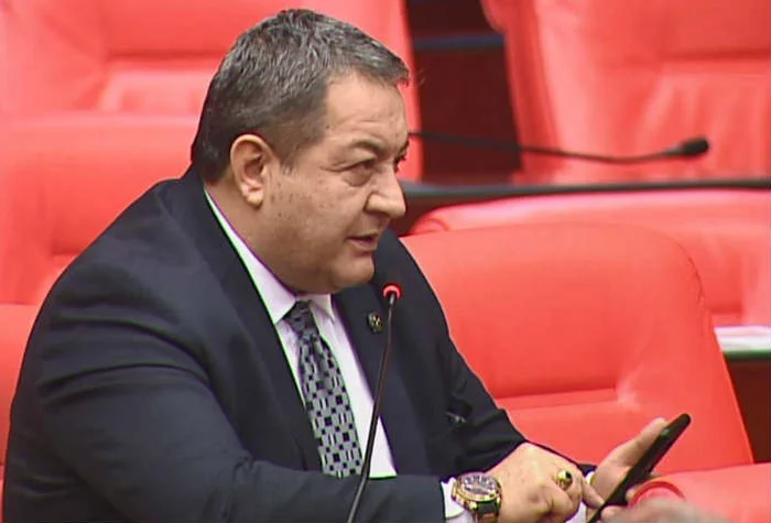 Fendoğlu Esnafın sorunlarını dile getirip, Esnafın pirim gün sayısı indirilmelidir.