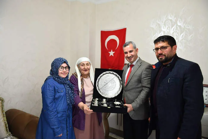 Fatma Teyzenin Tarihi Cevabı, Askerlerimize Umut Aşılamıştır