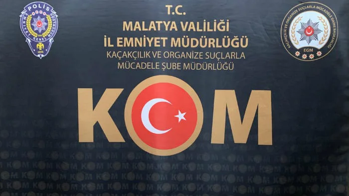 Elazığ Baskil’den Getirilen Kaleşnikof Silah Satıldığı Esnada Yakalandı