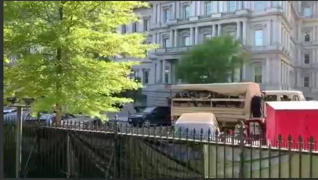 ABD ordusu Beyaz Saray etrafına konuşlandırılıyor.