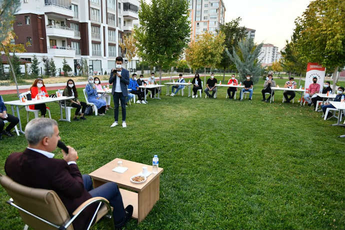 Cesaretli ve Kararlı Olup, Kendinizi Sürekli Geliştirin