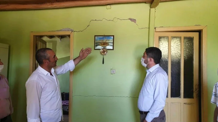 Malatya’da depremzedelerin çilesi bitmek bilmiyor.