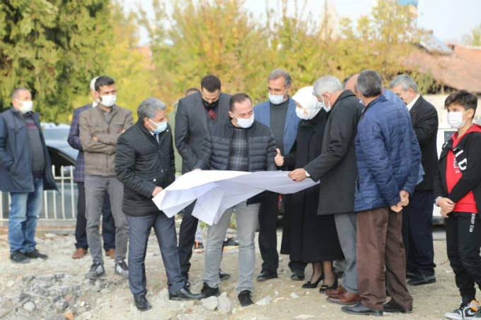 Battalgazi Semt Kütüphanesi İçin İlk Kazma Vuruldu