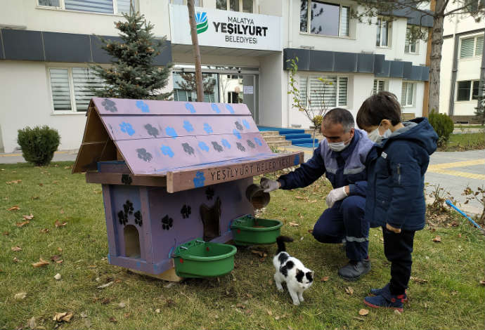Bütün Canlılara Saygı, Sevgi ve Hoşgörüyle Sahip Çıkıyoruz