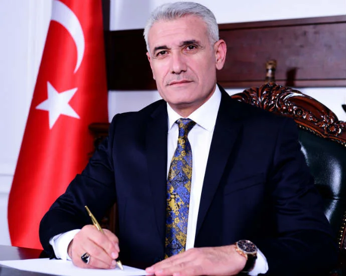 Battalgazi Belediye Başkanı Osman Güder, 10 Ocak Çalışan Gazeteciler Günü dolayısıyla bir mesaj yayımladı