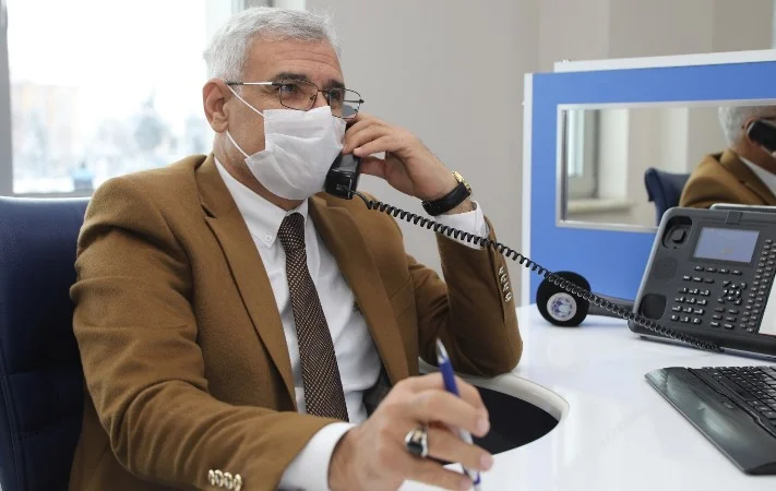 Battalgazi Belediye Başkanı Osman Güder, Çağrı Merkezini ziyaret etti