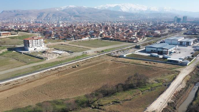 Yatırımcılarımıza Modern ve Nitelikli Sanayi Alanları Kazandırıyoruz