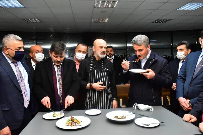 “Kayısı Çiçeği Festivali” Kale’de Devam Ediyor