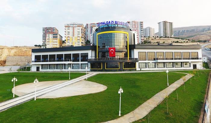 Orduzu Galip Demirel Çınar Park Sosyal Tesisi ve Battalgazi Sosyal Yaşam Merkezi’ni 4 Mart Perşembe gününden itibaren yeniden hizmete açılıyor.