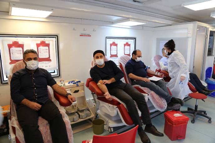 Türk Kızılay Malatya Şube Başkanlığı ile Esenlik Genel Müdürlüğü  ‘Kan Ver Hayat Kurtar’ etkinliği düzenledi.