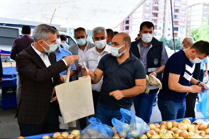 İlçemizde Rahat ve Güvenli Ortamlarda Alış Veriş Yapıldı