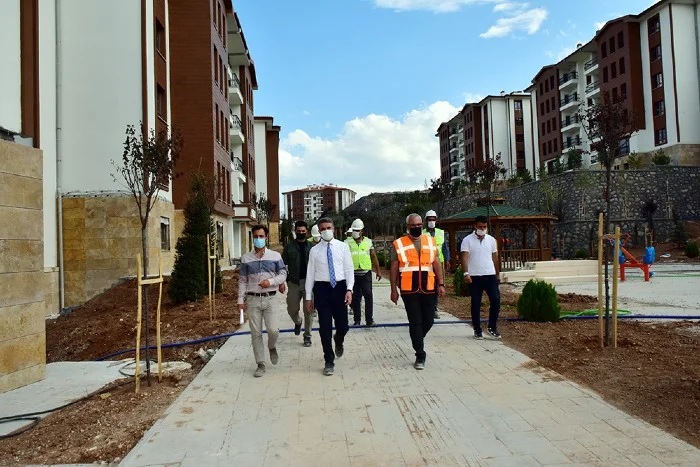 Vali Baruş Battalgazi İlçesi TOKİ Afet Konutlarını İnceledi