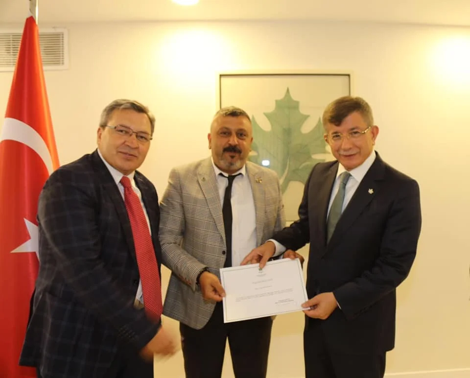 Malatya’lı İş ve Siyaset İnsanı Veysel Karademir’e Başarı Plaketi