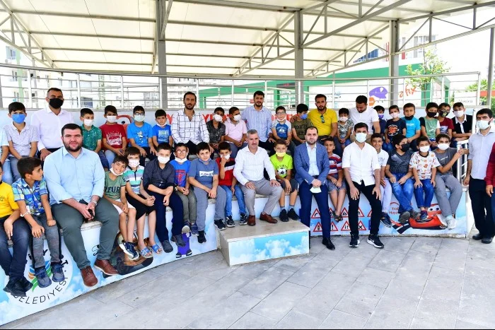 Donanımlı ve Bilgili Bir Nesil İçin Çalışıyoruz