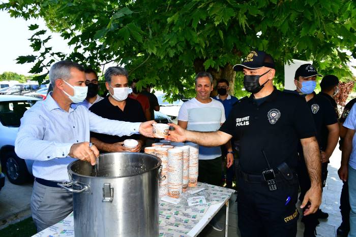 “Aşure, Birlik ve Beraberliğimizin Nişanesidir”