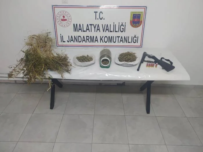 Battalgazi İlçesi Orduzu Mahallesinde Kubar Esrar Operasyonu