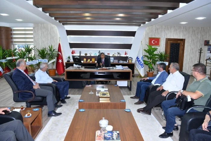 CHP Heyeti MASKİ Genel Müdürü Memet Mert’e hayırlı olsun ziyaretinde bulundular.