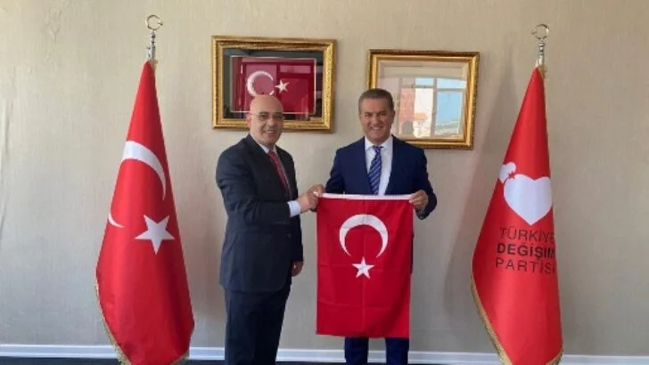 TDP Kurultayinda Hasan Şişli parti meclisinde