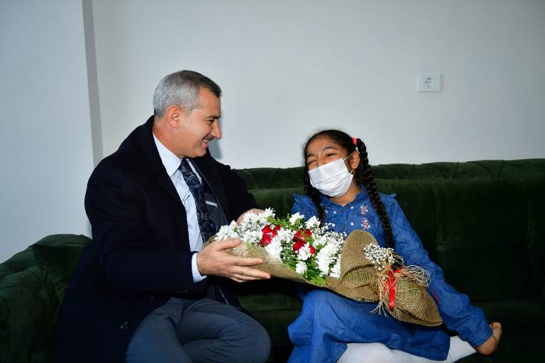 Sevim Levent, Örnek Mücadelesiyle Takdir Topluyor