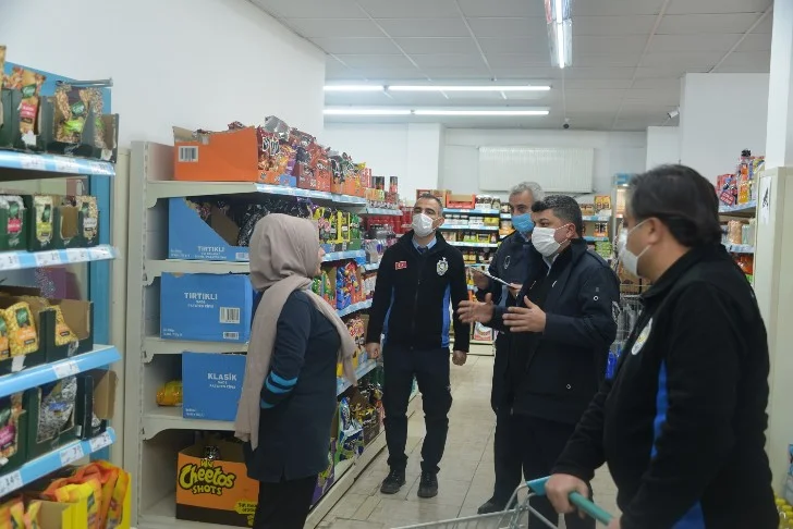 Yeşilyurt Belediyesi Zabıta Müdürlüğü Ekipleri, Marketlerde ki Denetimleri Yoğunlaştırdı