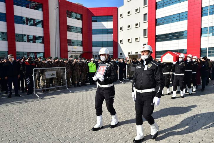 Vefat Eden Polis Memuru İçin Tören Düzenlendi