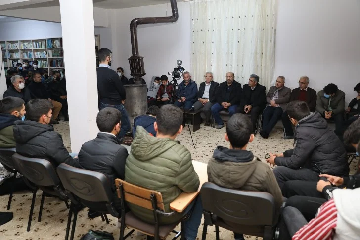 Battalgazi Belediye Başkanı Osman Güder, Hatunsuyu’ndaki Gençlerle Buluştu