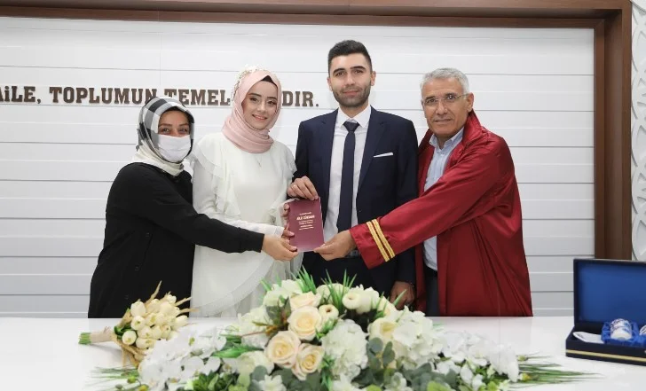 Battalgazi’de 2021 yılı içerisinde toplam 1058 çiftin nikâh işlemi gerçekleştirildi.