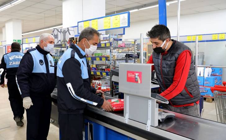 Battalgazi Belediyesi’nden Marketlere Fahiş Fiyat Denetimi