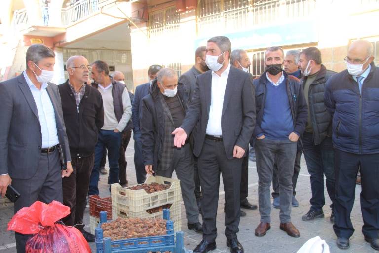 CHP İl Başkanı Enver Kiraz ekonomi ve son dönemlerdeki zamlarla ilgili değerlendirmelerde bulundu