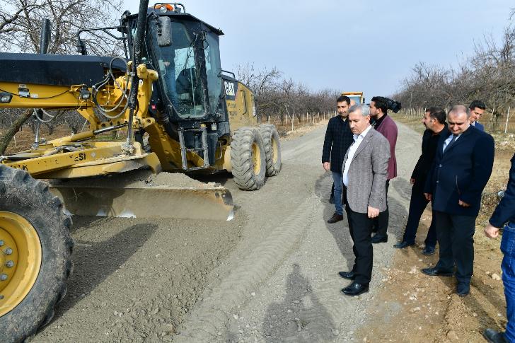 “Kırsal Yaşam Alanlarımızın Ulaşım Ağını Baştan Aşağıya Yeniliyoruz”