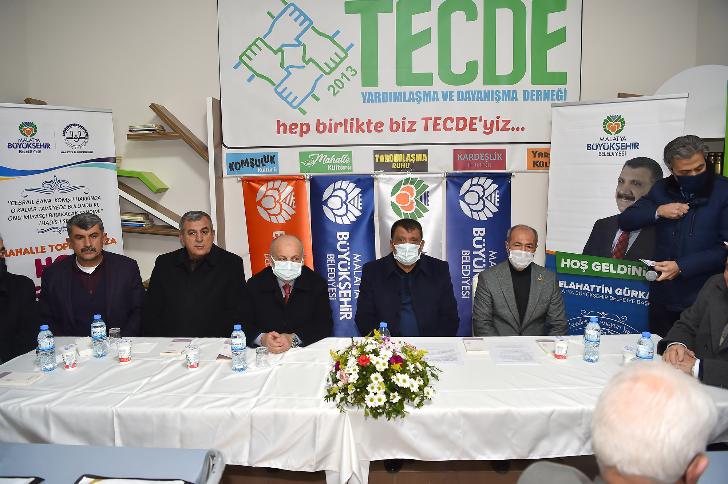 Tecde’de Mahalle Sakinleriyle Bir Araya Gelen Başkan Gürkan, Ruha Hitap Edecek Güzel İfadeler, Davranışlar ve Ortamların Olması Lazım